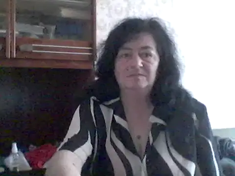 GypsiQueen2 online show from March 12, 2025, 11:20 am