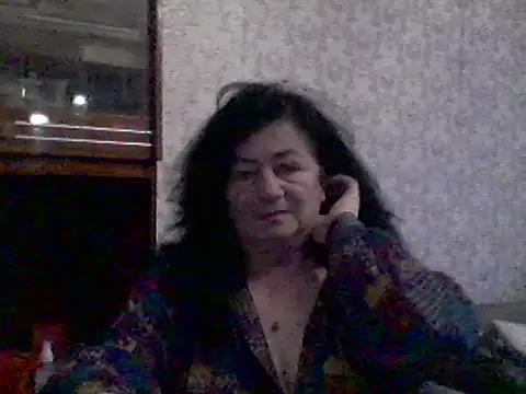 GypsiQueen2 online show from March 14, 2025, 3:36 pm