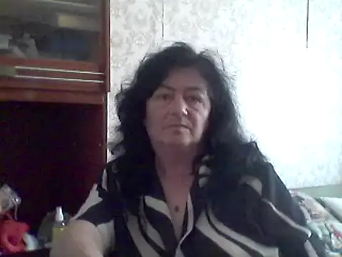 GypsiQueen2 online show from March 19, 2025, 10:11 am