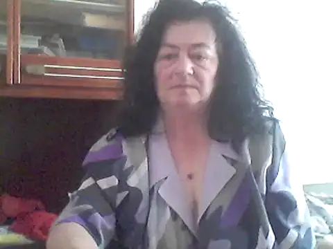 GypsiQueen2 online show from March 20, 2025, 9:15 am