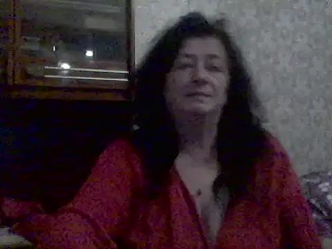 GypsiQueen2 online show from March 22, 2025, 6:03 pm