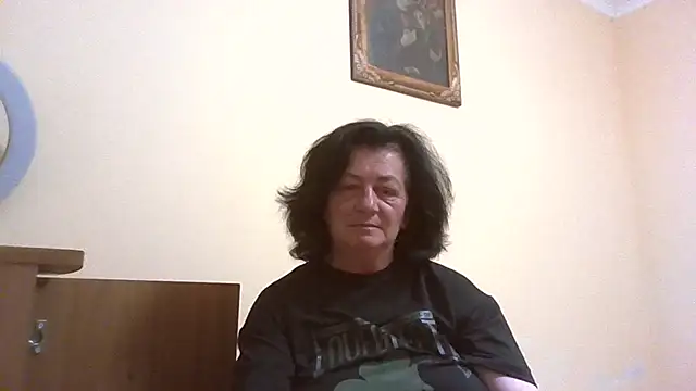 Snapshot of GypsiQueen2 chatting on May 23, 2026, 7:51 pm GypsiQueen2 online show from May 23, 2026, 7:51 pm