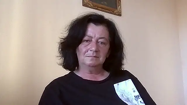 Snapshot of GypsiQueen2 chatting on June 8, 2026, 4:51 pm GypsiQueen2 online show from June 8, 2026, 4:51 pm