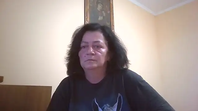 Snapshot of GypsiQueen2 chatting on June 10, 2026, 6:07 pm GypsiQueen2 online show from June 10, 2026, 6:07 pm