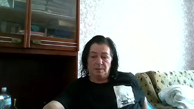 Snapshot of GypsiQueen2 chatting on June 30, 2026, 7:53 am GypsiQueen2 online show from June 30, 2026, 7:53 am
