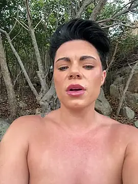 LukeLouHarvey online show from January 30, 2025, 1:22 am