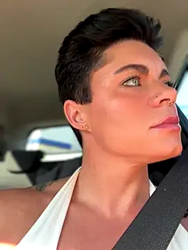 LukeLouHarvey online show from September 11, 2025, 8:58 am