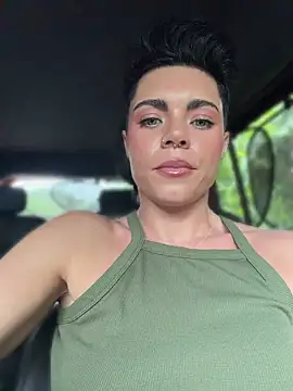 LukeLouHarvey online show from June 9, 2026, 4:24 am