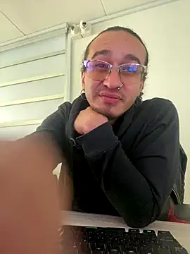 Melkkor online show from November 8, 2025, 6:07 pm