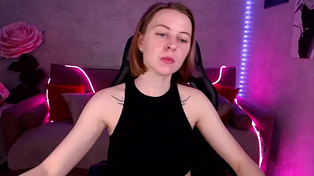 Snapshot of tiffany__burn chatting on January 20, 2025, 9:35 am tiffany burn online show from January 20, 2025, 9:35 am