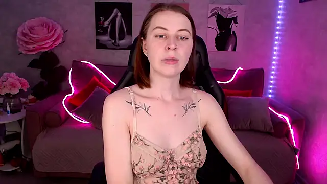 Snapshot of tiffany__burn chatting on March 18, 2025, 8:03 am tiffany burn online show from March 18, 2025, 8:03 am