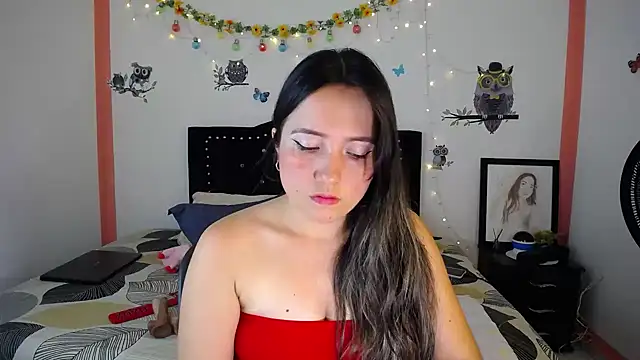 naughty girl 4u online show from December 3, 2024, 7:00 pm