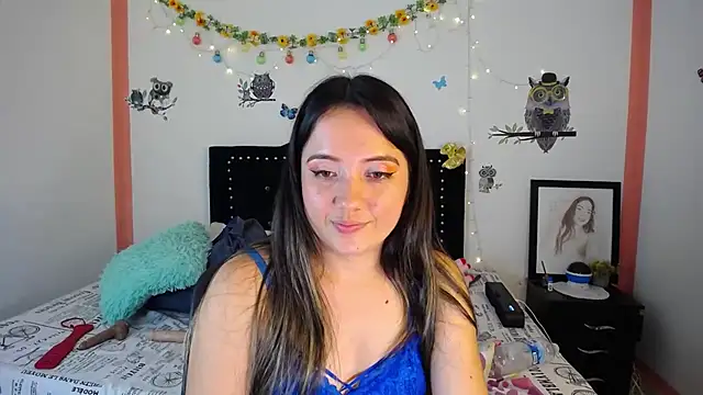 naughty girl 4u online show from December 19, 2024, 10:21 pm