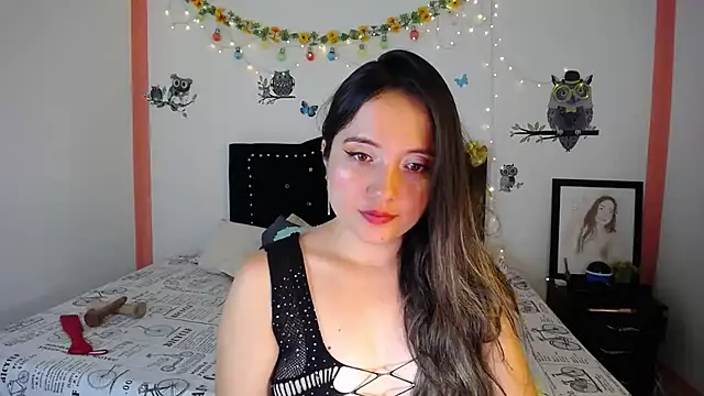 naughty girl 4u online show from December 20, 2024, 6:45 pm