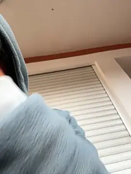 juniiorre online show from October 30, 2025, 7:21 am