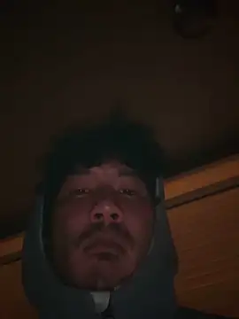 juniiorre online show from October 30, 2025, 8:09 pm