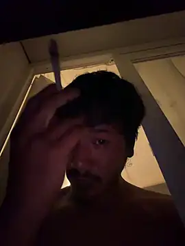 juniiorre online show from June 7, 2026, 8:56 pm