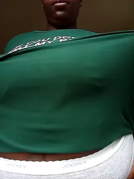 Snapshot of Aaaliyah445 chatting on December 8, 2024, 7:22 pm Aaaliyah445 online show from December 8, 2024, 7:22 pm