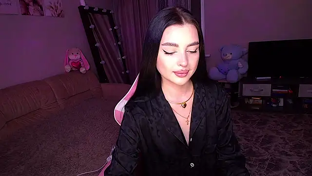 Snapshot of __Malika__ chatting on September 26, 2025, 1:37 pm   Malika   online show from September 26, 2025, 1:37 pm