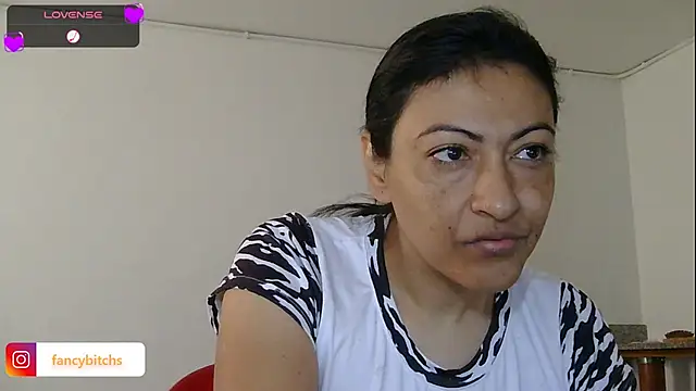 ErikaRika online show from December 23, 2024, 3:12 pm