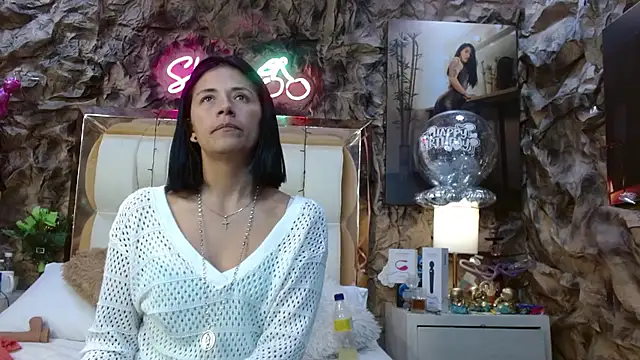 sharoon cheerry online show from December 10, 2024, 12:49 pm