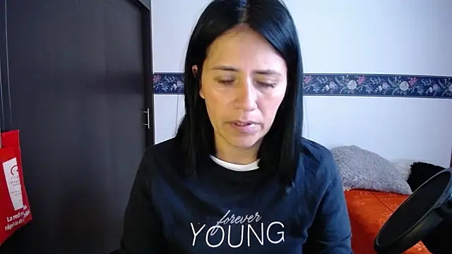 sharoon cheerry online show from October 8, 2025, 12:03 pm