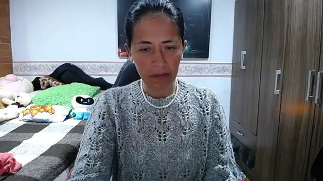 Snapshot of sharoon_cheerry chatting on July 24, 2026, 11:08 am sharoon cheerry online show from July 24, 2026, 11:08 am