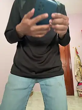 gusxxlsv24 online show from February 11, 2025, 9:56 pm