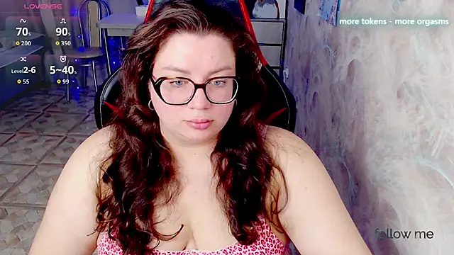 Snapshot of alexa_sweetyy chatting on May 4, 2026, 5:20 pm alexa sweetyy online show from May 4, 2026, 5:20 pm