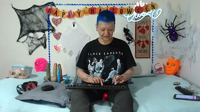 Snapshot of loquitaqueen011 chatting on October 13, 2025, 8:53 pm loquitaqueen011 online show from October 13, 2025, 8:53 pm