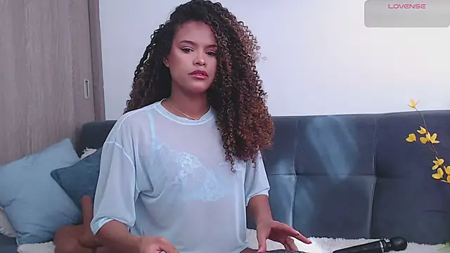 Amelia bss online show from October 21, 2025, 1:23 pm