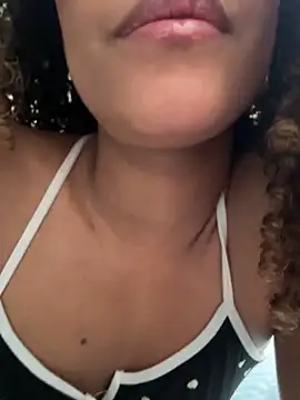 Snapshot of Amelia_bss chatting on March 7, 2026, 12:13 pm Amelia bss online show from March 7, 2026, 12:13 pm