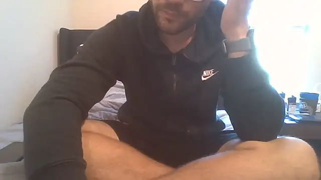 Hotboyo01 online show from February 17, 2025, 6:48 pm