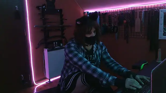 Ginny-the-bdsm-nympho online show from January 15, 2026, 6:11 pm