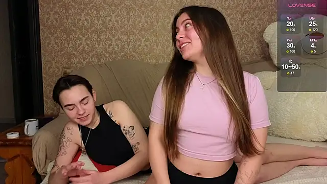 twobabesweet online show from January 13, 2026, 8:30 am