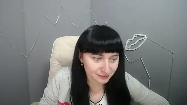 Snapshot of NinaFlawlees chatting on April 10, 2026, 12:10 pm NinaFlawlees online show from April 10, 2026, 12:10 pm