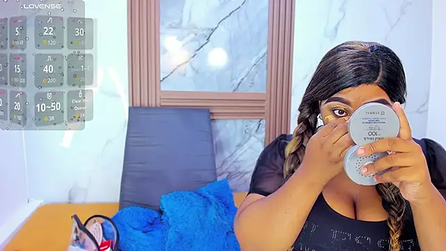 HannyMansonh online show from October 31, 2025, 3:40 am