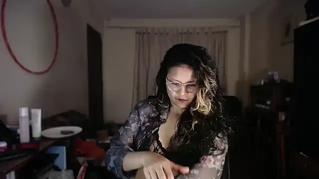 Hathorlove online show from May 10, 2026, 7:24 am