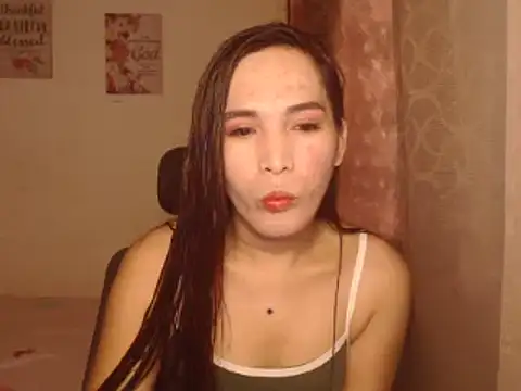 Snapshot of Msyensmith chatting on December 27, 2024, 5:52 am Msyensmith online show from December 27, 2024, 5:52 am