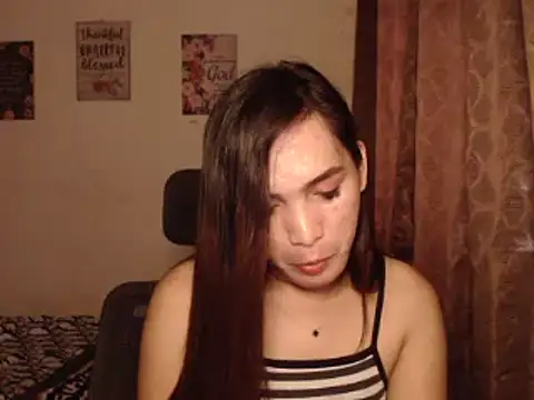 Snapshot of Msyensmith chatting on January 8, 2025, 8:27 am Msyensmith online show from January 8, 2025, 8:27 am