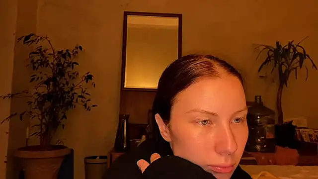 Snapshot of elfess chatting on September 22, 2025, 5:48 pm elfess online show from September 22, 2025, 5:48 pm