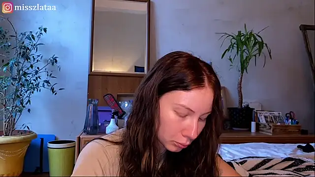 Snapshot of elfess chatting on November 5, 2025, 9:53 am elfess online show from November 5, 2025, 9:53 am