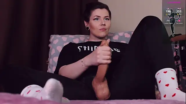 Luna Blake online show from January 9, 2025, 7:18 pm