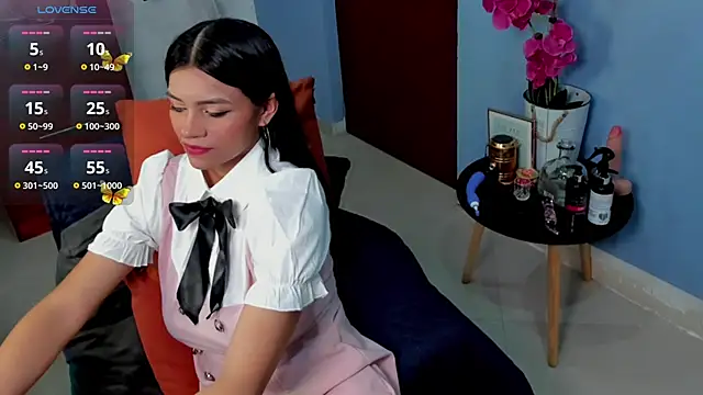 Julia-roberths online show from March 14, 2025, 1:24 pm