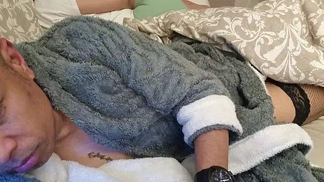 AmGuy23 online show from October 25, 2025, 4:57 pm