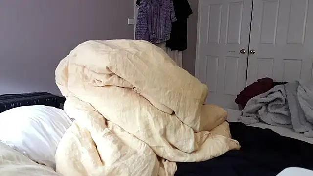 AmGuy23 online show from January 11, 2026, 4:39 am