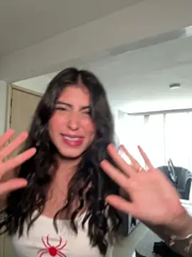 Gaby zahir  online show from December 23, 2024, 1:13 pm