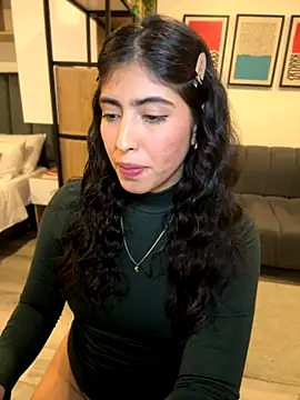 Gaby zahir  online show from October 17, 2025, 1:53 am