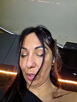 Snapshot of LeticiaWoods chatting on March 19, 2026, 1:15 pm LeticiaWoods online show from March 19, 2026, 1:15 pm