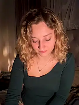 MileySummer online show from November 30, 2025, 4:22 pm